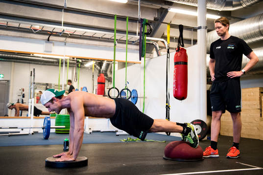Rögles Ludvig Rensfeldt och sjukgymnast Markus Pettersson
