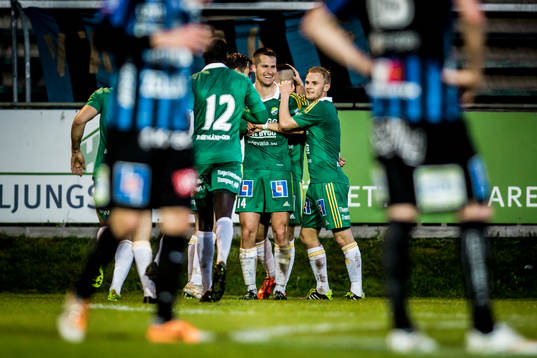 Ljungskiles Gabriel Altemark-Vanneryr gör 4-3 och jublar