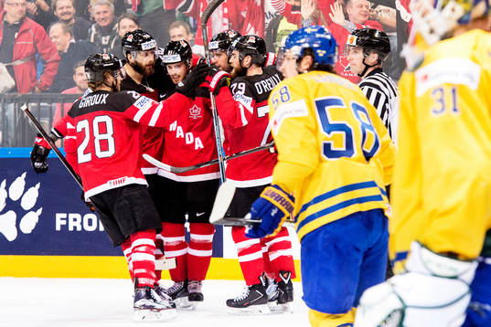 Kanadas Aaron Ekblad jublar