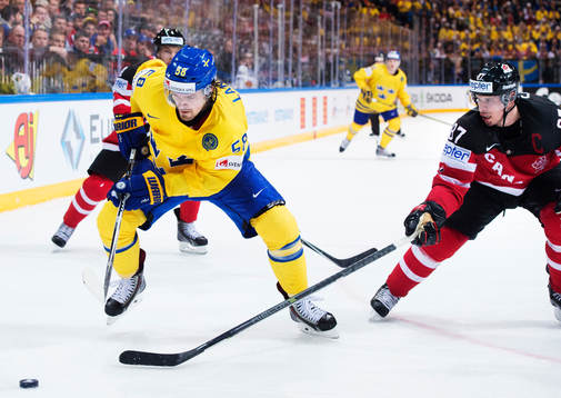 Sveriges Anton Lander och Kanadas Sidney Crosby