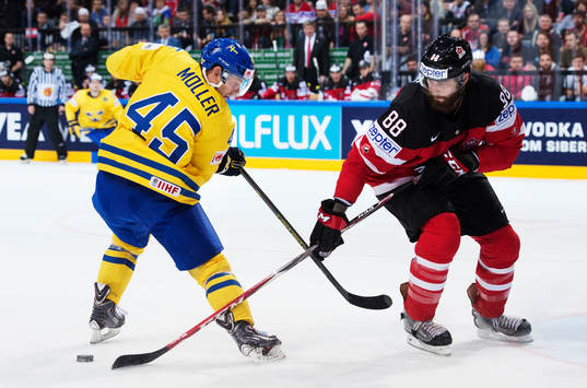 Sveriges Oscar Möller och Kanadas Brent Burns