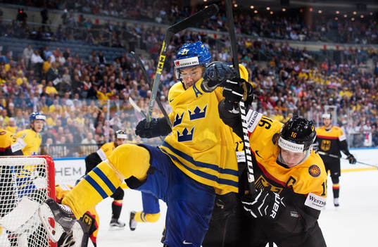 Sveriges Jimmie Ericsson kämpar mot Tysklands Michael Wolf
