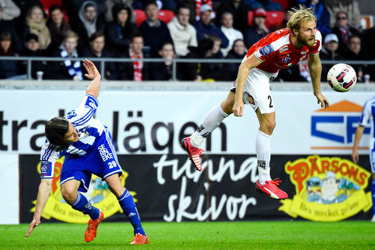 IFK Göteborgs Lasse Vibe och Kalmars Markus Thorbjörnsson