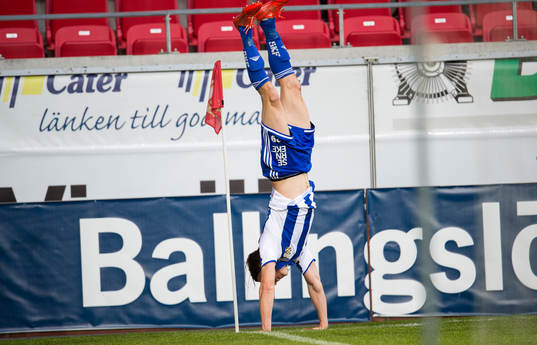 IFK Göteborgs Lasse Vibe jublar