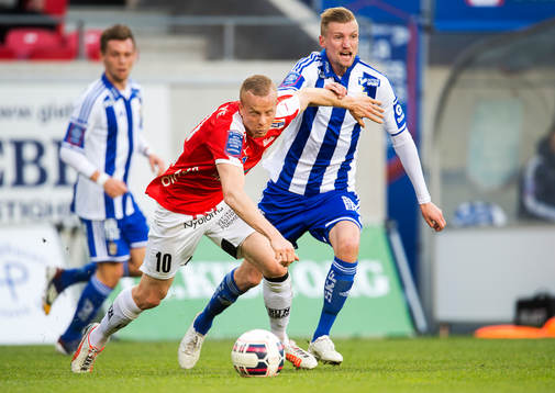 Kalmars Tobias Eriksson och IFK Göteborgs Sören Rieks