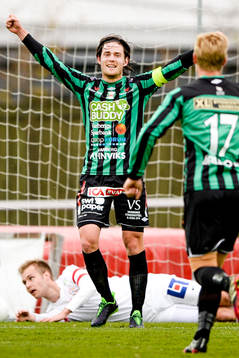 Varbergs Robin Tranberg jublar