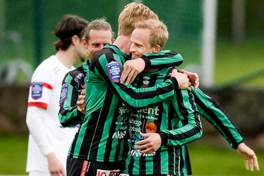 Varbergs Pär Asp jublar