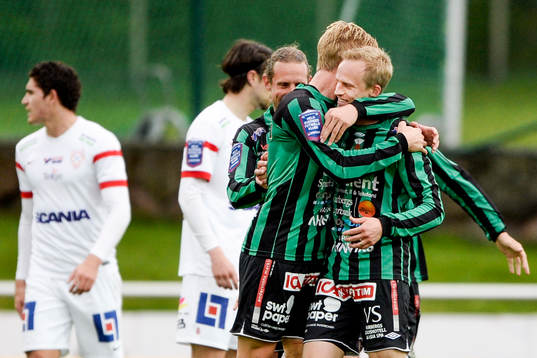 Varbergs Pär Asp jublar