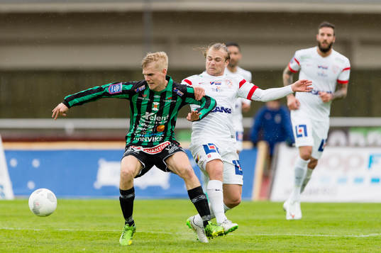 Varbergs Erik Lund och Assyriskas Christoffer Brandeborn