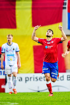 Helsingborgs Astrit Ajdarevic jublar