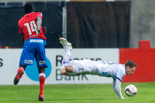 Gefles Johan Bertilsson faller