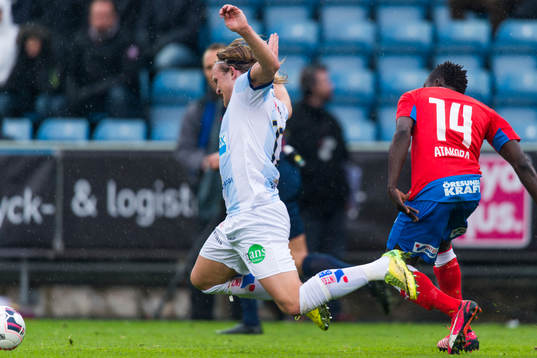 Gefles Anders Bååth-Sjöblom faller