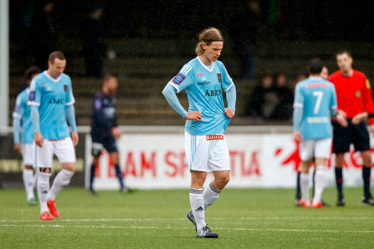 Brommapojkarnas Felix Beijmo deppar