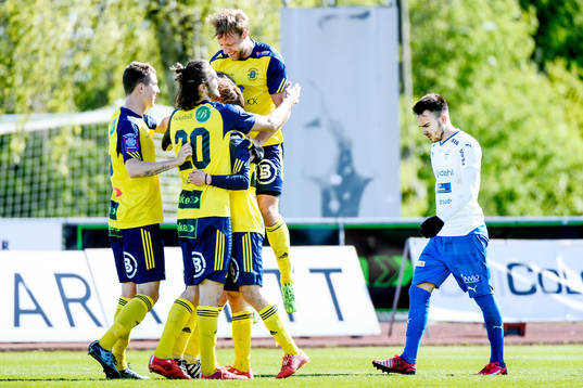 Värnamos Dzenis Kozica deppar samtidigt som Ängelholms