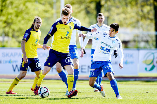 Ängelholms Marcus Bergholtz och Värnamos Alexander Vrebac