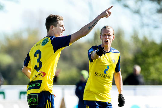 Värnamos Anton Henningsson jublar