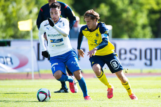 Värnamos Dzenis Kozica och Ängelholms Rebin Asaad