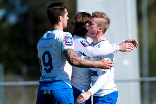 Värnamos Oskar Johansson jublar