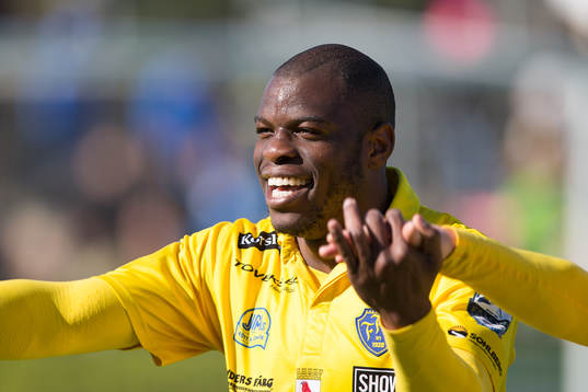 Falkenbergs Hakeem Araba jublar