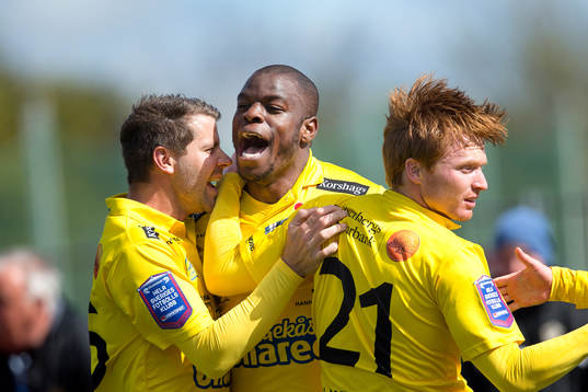 Falkenbergs Stefan Rodevåg och Hakeem Araba och Dan Keat
