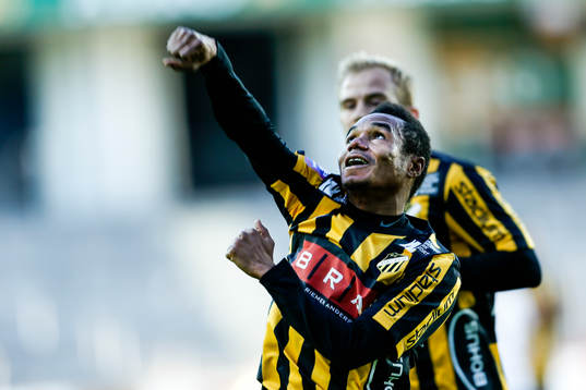 Häckens Nasiru Mohammed jublar