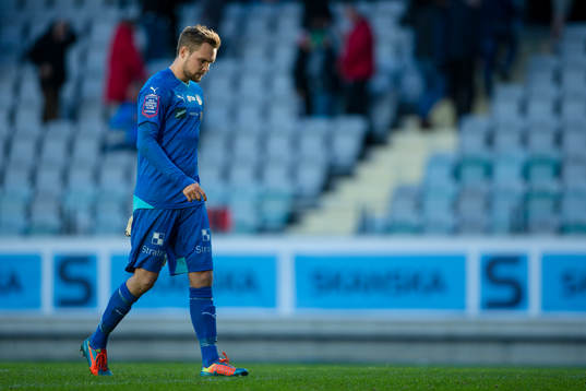 Örebros målvakt Oscar Jansson deppar