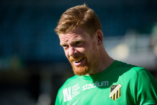 Häckens målvakt Christoffer Källqvist innan