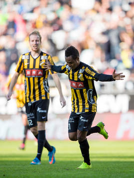 Häckens Nasiru Mohammed jublar