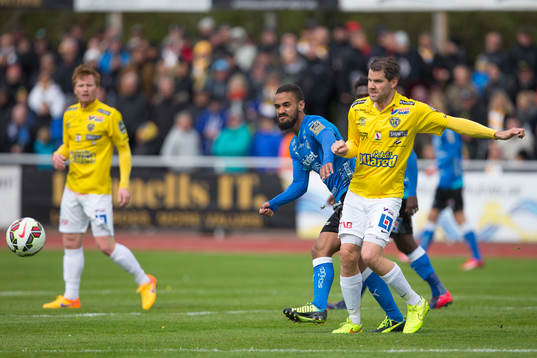 Falkenbergs Stefan Rodevåg (närmast i bild)