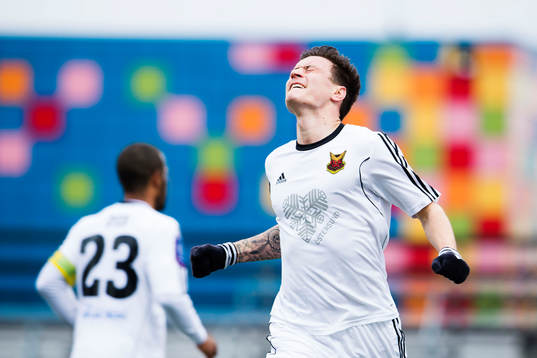 Östersunds Jamie Hopcutt jublar