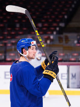 Filip Forsberg på Sveriges ishockeylandslags träning