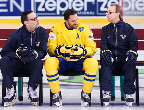 Assisterande tränare Peter Popovic, Joel Lundqvist och