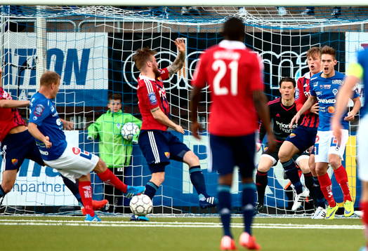 Mål 2-2 av Åtvidabergs Kristian Bergström