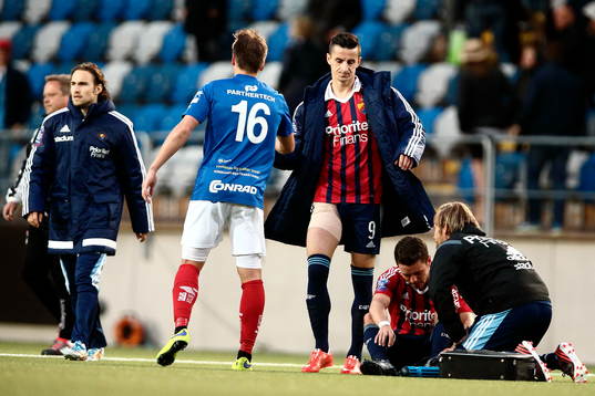 Djurgårdens Haris Radetinac, skadad, tackar Åtvidabergs