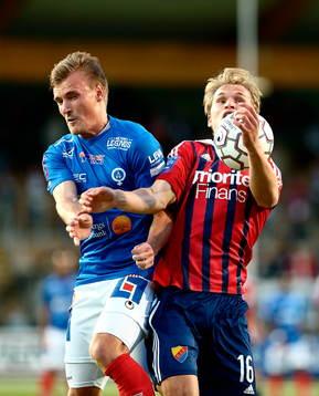 Åtvidabergs Pontus Nordenberg och Djurgårdens Sebastian