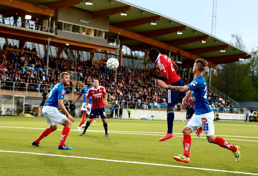 Mål 1-2 av Djurgårdens Nyasha Mushekwi