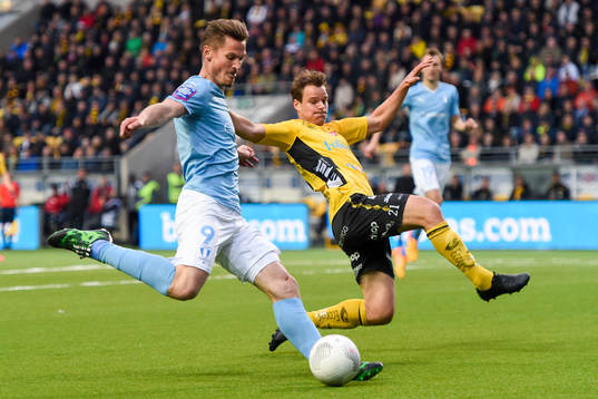 Malmö FFs Markus Rosenberg och Elfsborgs Henning Hauger