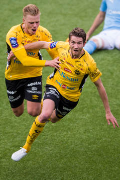 Elfsborgs Marcus Rohdén har kvitterat till 1-1 och jublar