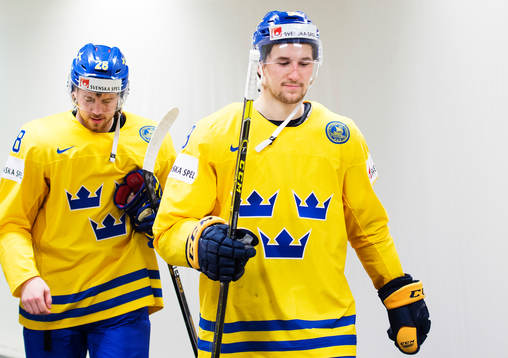 Sveriges Elias Lindholm och Filip Forsberg lämnar
