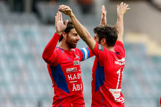 Örgrytes George Mourad och William Atashkadeh jublar