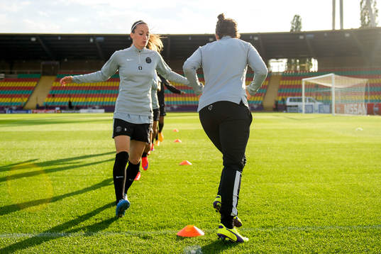 PSGs Kosovare Asllani