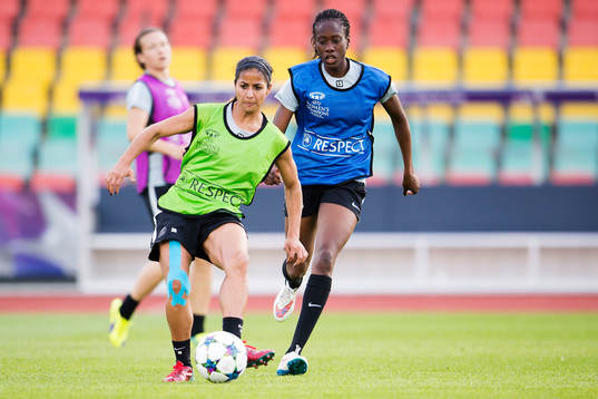 s Shirley Cruztrana och Ouleymata Sarr