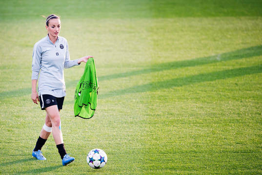 s Kosovare Asllani
