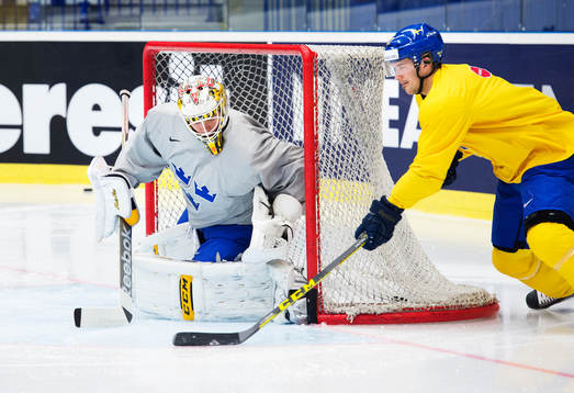 Målvakt Markus Svensson och Jimmie Ericsson på Sveriges