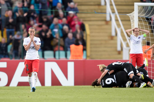 s Kosovare Asllani deppar
