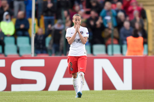 s Kosovare Asllani deppar