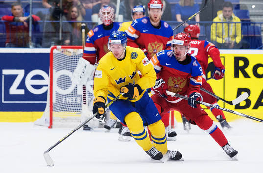 Sveriges Filip Forsberg och Rysslands Viktor Antipin