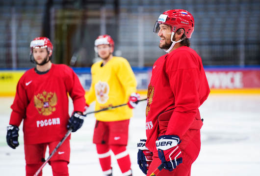 Alexander Ovechkin ler på Rysslands ishockeylandslags