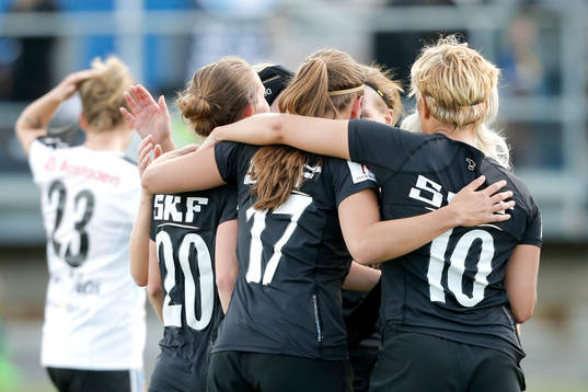 Göteborgs Manon Melis jublar