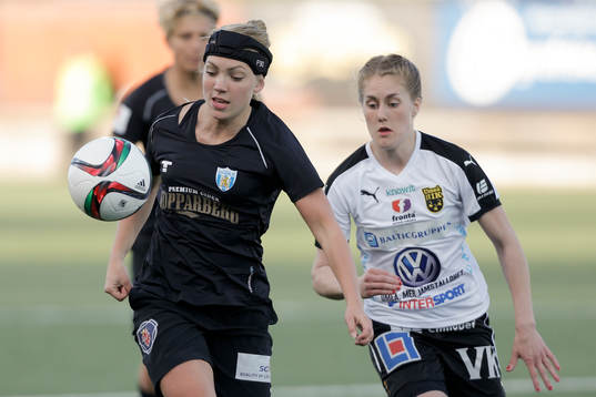 Bläddra bland fler bilder av Fotboll, Damallsvenskan, Kopparbergs/Göteborg - Umeå